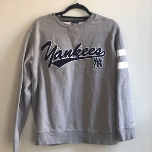 AUTHENTIC VINTAGE NY YANKEES CREWNECK